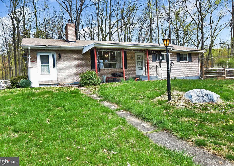 1st image of 1152 Calumet Cir
