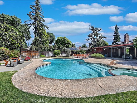 3rd image of 2875 Ardell Dr
