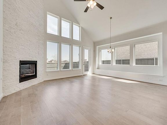7th image of this home