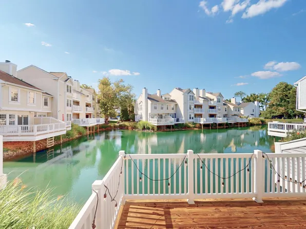 3345 Lakeside View Dr #7, Falls Church, VA 22041