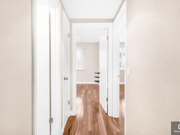 3rd image of 552 Toyon Ave APT 6