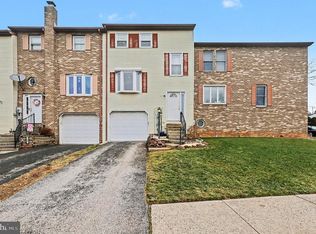143 White Dogwood Dr, Etters, PA 17319