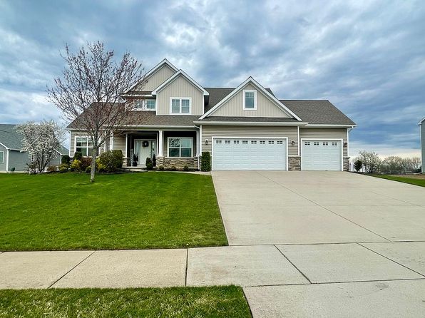 6141 Longhorn Trl, Stevensville, MI 49127