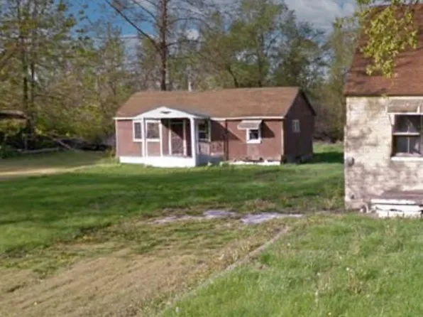 120 Kinder St, Cahokia, IL 62206