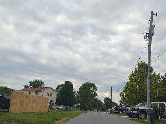 4th image of 1465 Sussex Rd