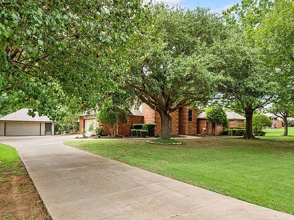 5th image of 5851 Windridge Ln