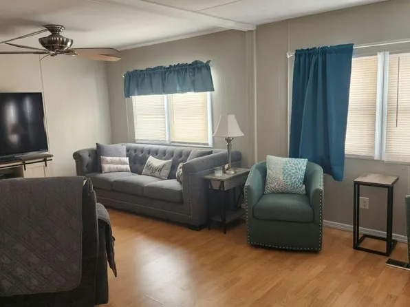 703 Fresh Pond Ave Unit 63, Calverton, NY 11933