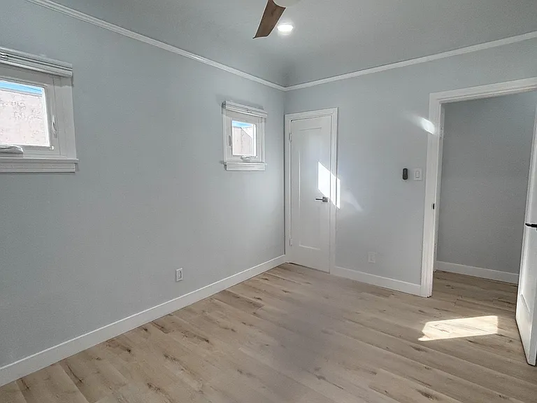 31 Saint Joseph Ave — Photo 17