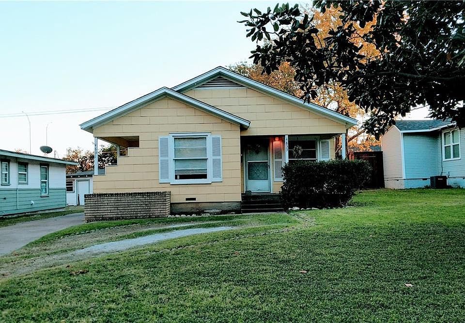 1st image of 4833 Calmont Ave