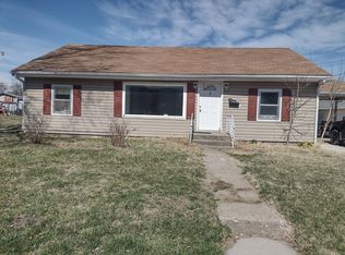 229 E Maple St, Slater, MO 65349