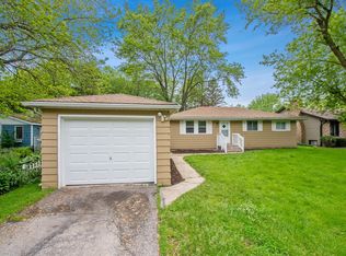 2202 Lydia Ave, Zion, IL 60099