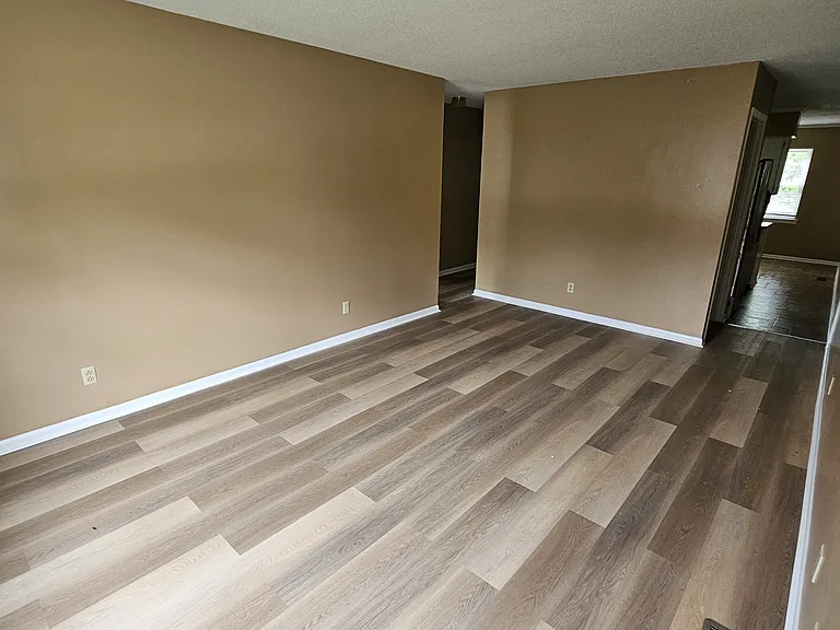 5760 Taggart Dr #1 — Photo 4