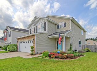 330 Peters Creek Dr, Summerville, SC 29486