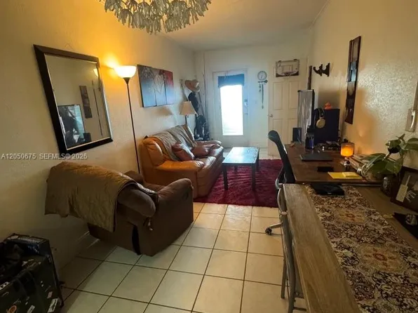 1430 NE 170th St APT 317, North Miami Beach, FL 33162