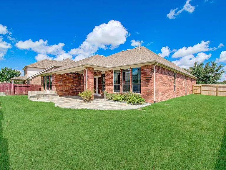 25314 Celtic Terrace Dr — Photo 33
