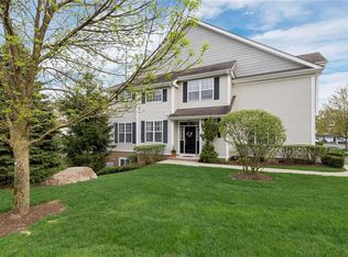 1 Putters Way, Middletown, NY 10940