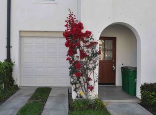 49 Essex Ln, Irvine, CA 92620