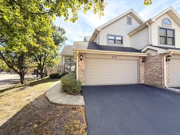 879 N Auburn Woods Dr, Palatine, IL 60067