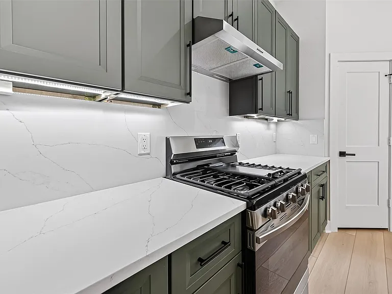 971 Highland Light Ln — Photo 12