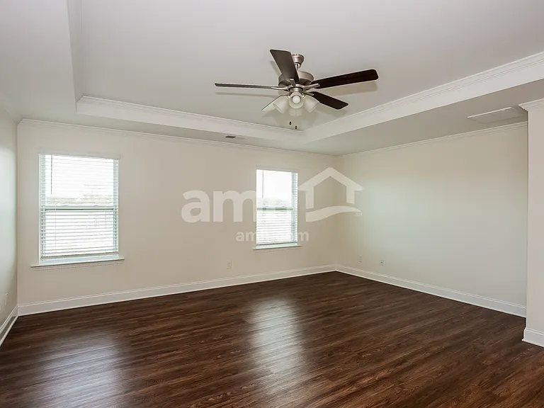 144 Twin River Dr — Photo 12