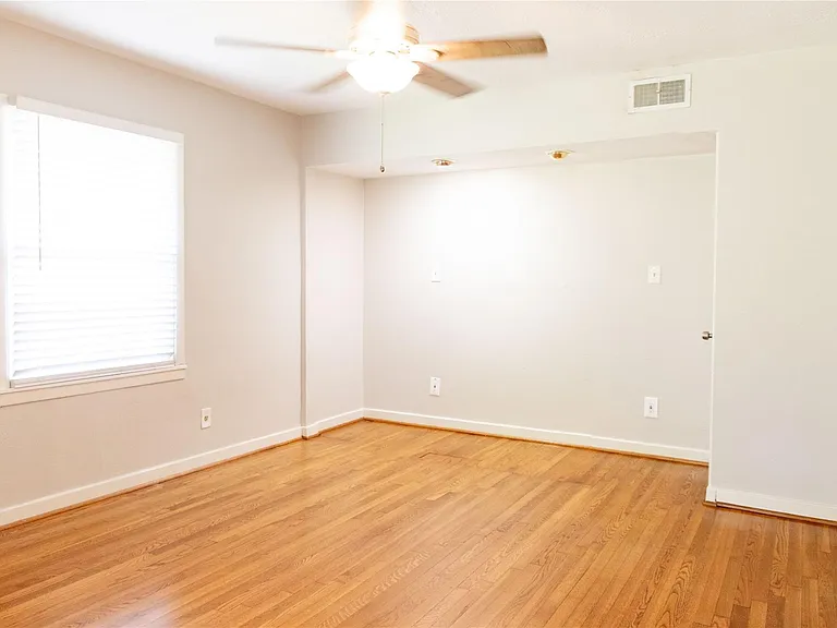 3314 Rochdale St — Photo 17