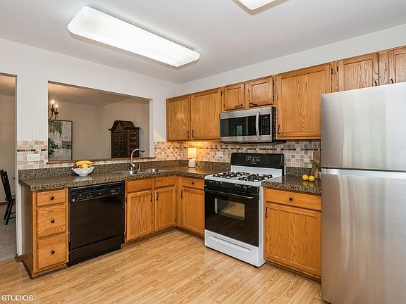 5th image of 15 N Macgillis Dr #22-1