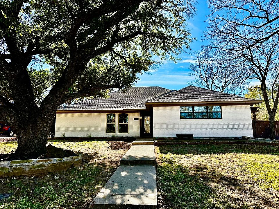 1st image of 101 Middlefield Dr