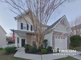 1731 Crabapple Tree Ln, Charlotte, NC 28214