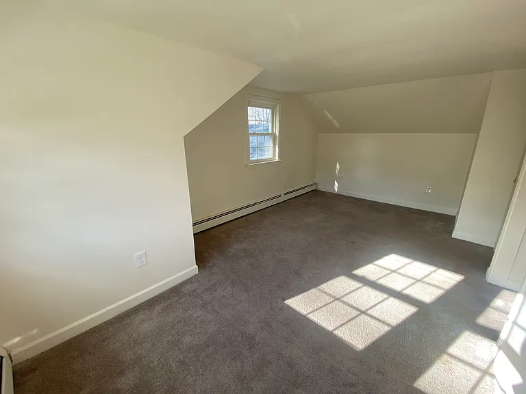 491 Prospect St — Photo 15