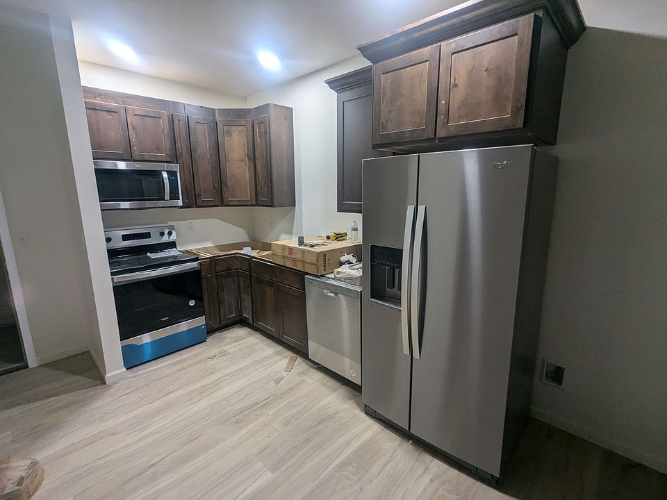 1st image of 119 1/2 W Washington St #C