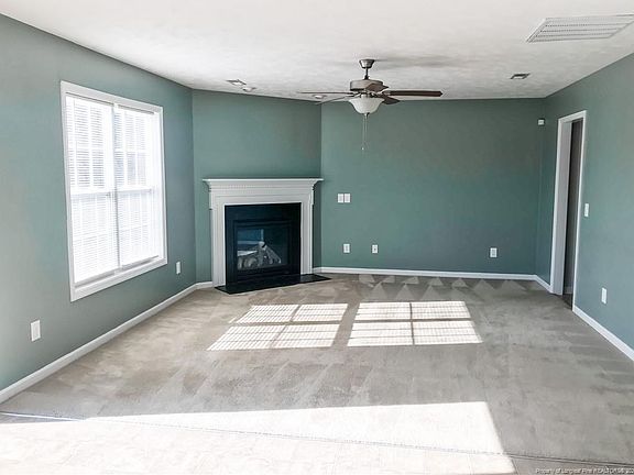 4th image of 271 Sunridge Dr