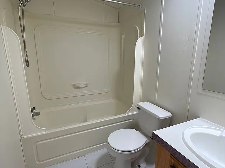 333 N Meldrum St #3 — Photo 12