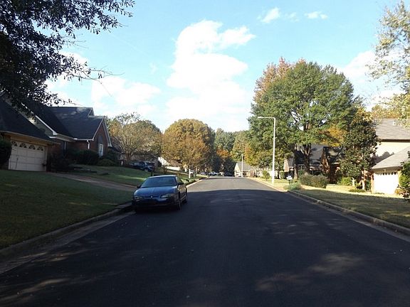4th image of 8939 E Glendale Ct