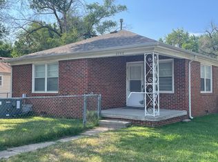 2702 W Maple St, Wichita, KS 67213
