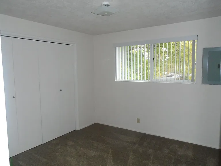 1125 Wyatt Ave #5 — Photo 16
