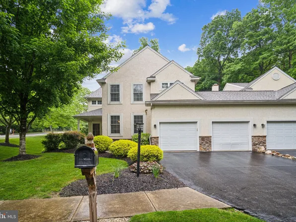 1009 Chiswell Dr, Downingtown, PA 19335