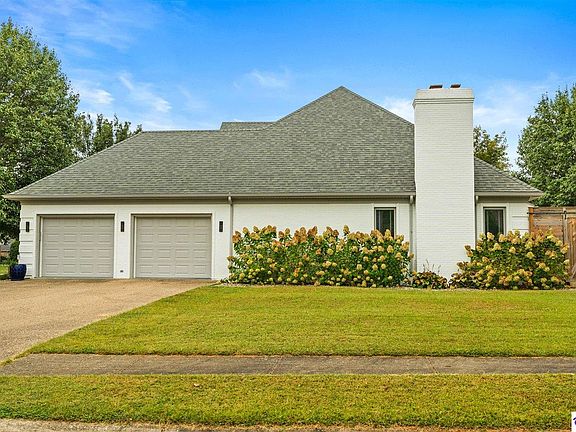 5th image of 807 Lakeside Dr