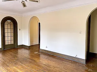 Building Photo - 3070 N Oakland Ave #4