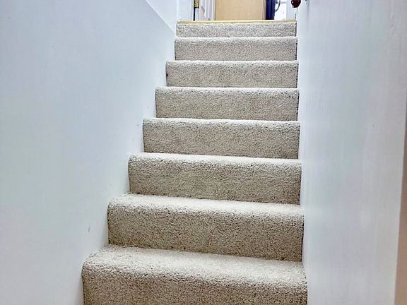 5th image of 617 Brisbane Rd #1