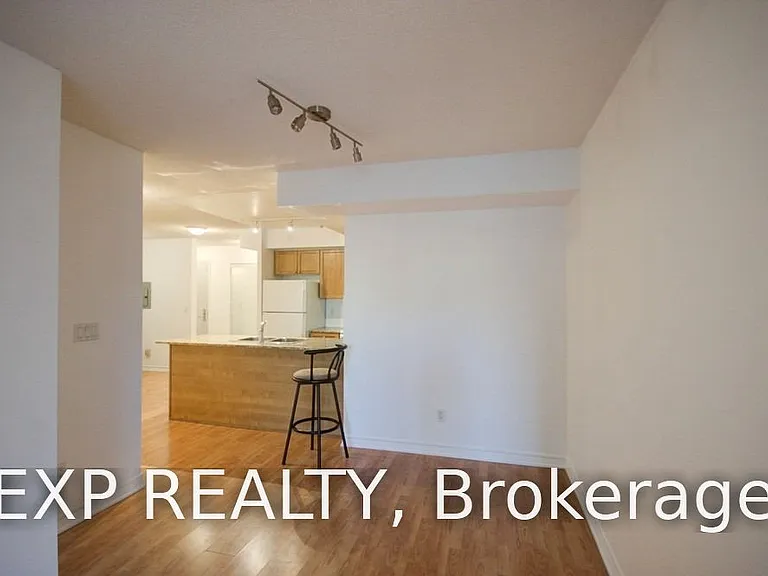 761 Bay St #809 — Photo 14