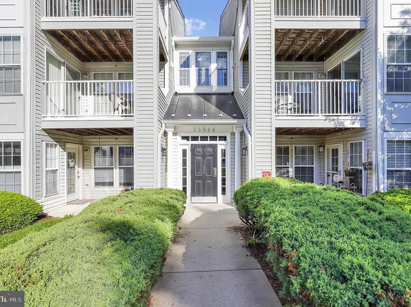 25909 Ridge Manor Dr Unit J, Damascus, MD 20872