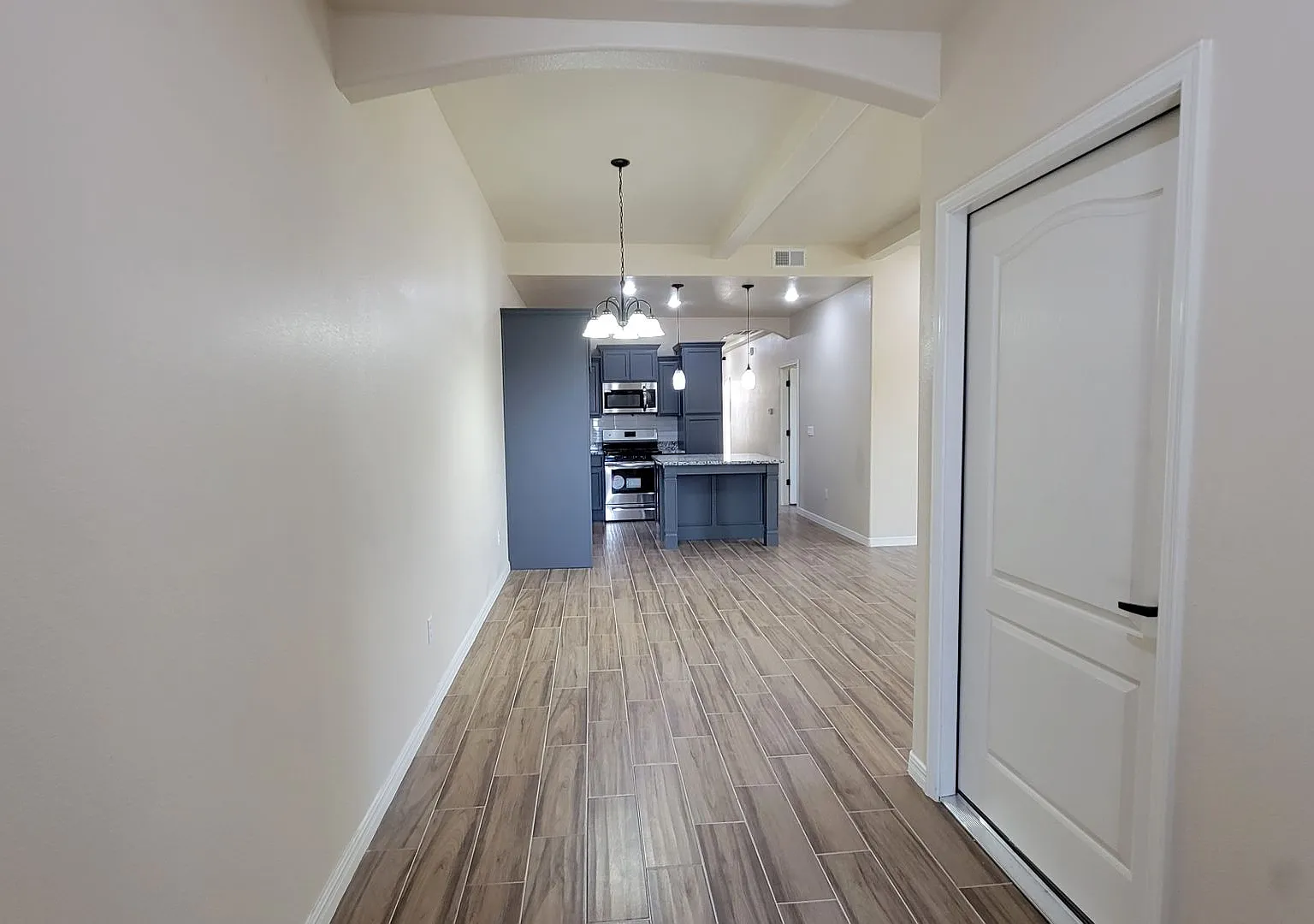 Loma Vista 125 (Group 1) — Photo 3