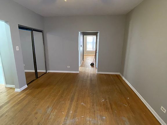 2nd image of 6732-40 S East End Ave #6740-2