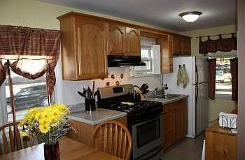 5th image of 1160 Oxford Ave