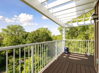 601 Levander Way APT 306, South Saint Paul, MN 55075