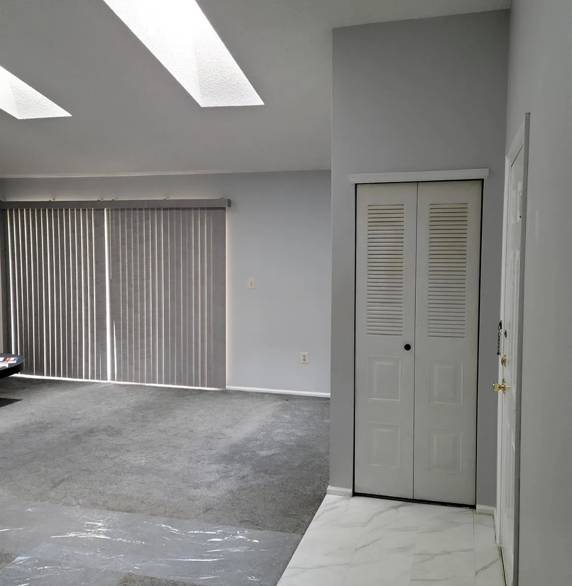 2 bed, 2.0 bath, $2,200 — Photo 2