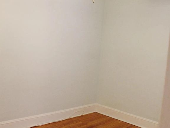 2nd image of 862 Warren St Floor 1