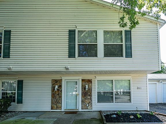 2nd image of 165 Canterbury Ln #A-28