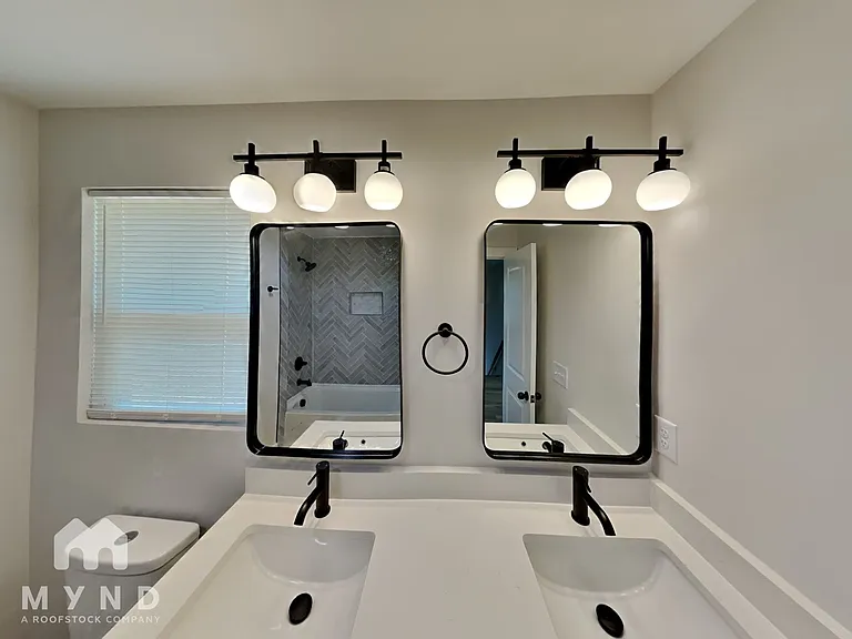 2765 Bradford St — Photo 14