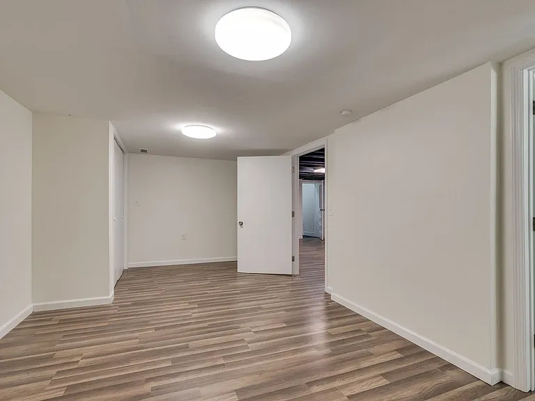 1206 Rolling Fields Dr — Photo 38